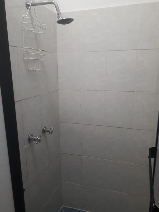 Hostal Komfort Медельїн Екстер'єр фото